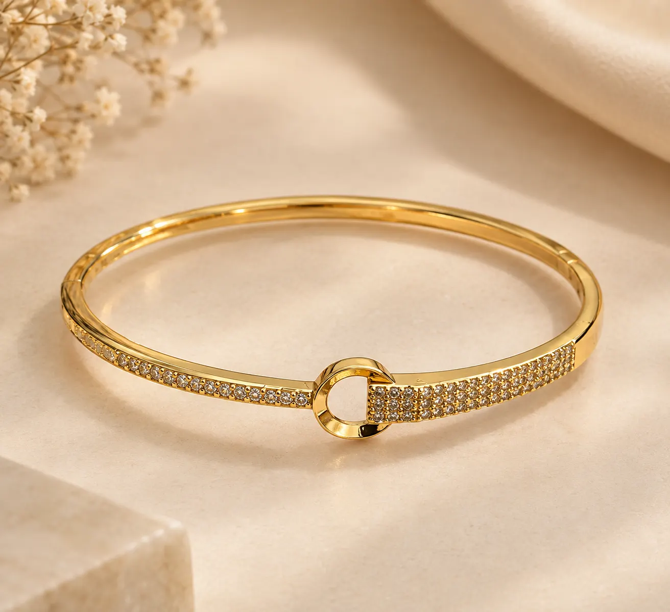 Gold Circle Buckle Crystal Bangle