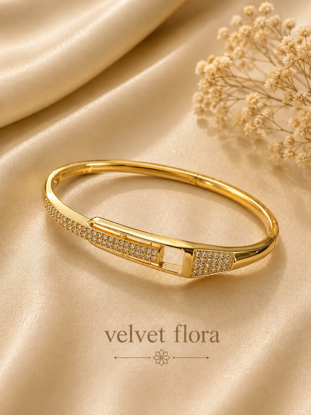 Gold Belt Buckle Crystal Bangle